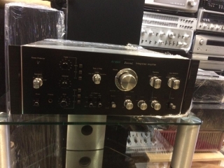 SANSUİ AU-9900